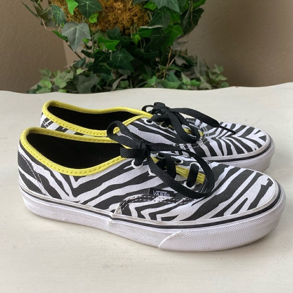 Vans Shoes | Vans Authentic Zebra Lace-Up Unisex Sneakers Size 6.5